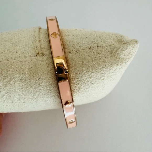 Kate Spade Spot The Spade Pink Enamel Hinged Bangle Bracelet - Picture 6 of 11